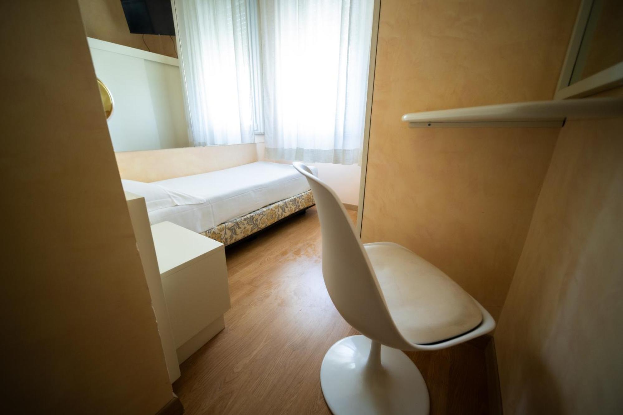 Hotel Rosabianca Rimini Kültér fotó