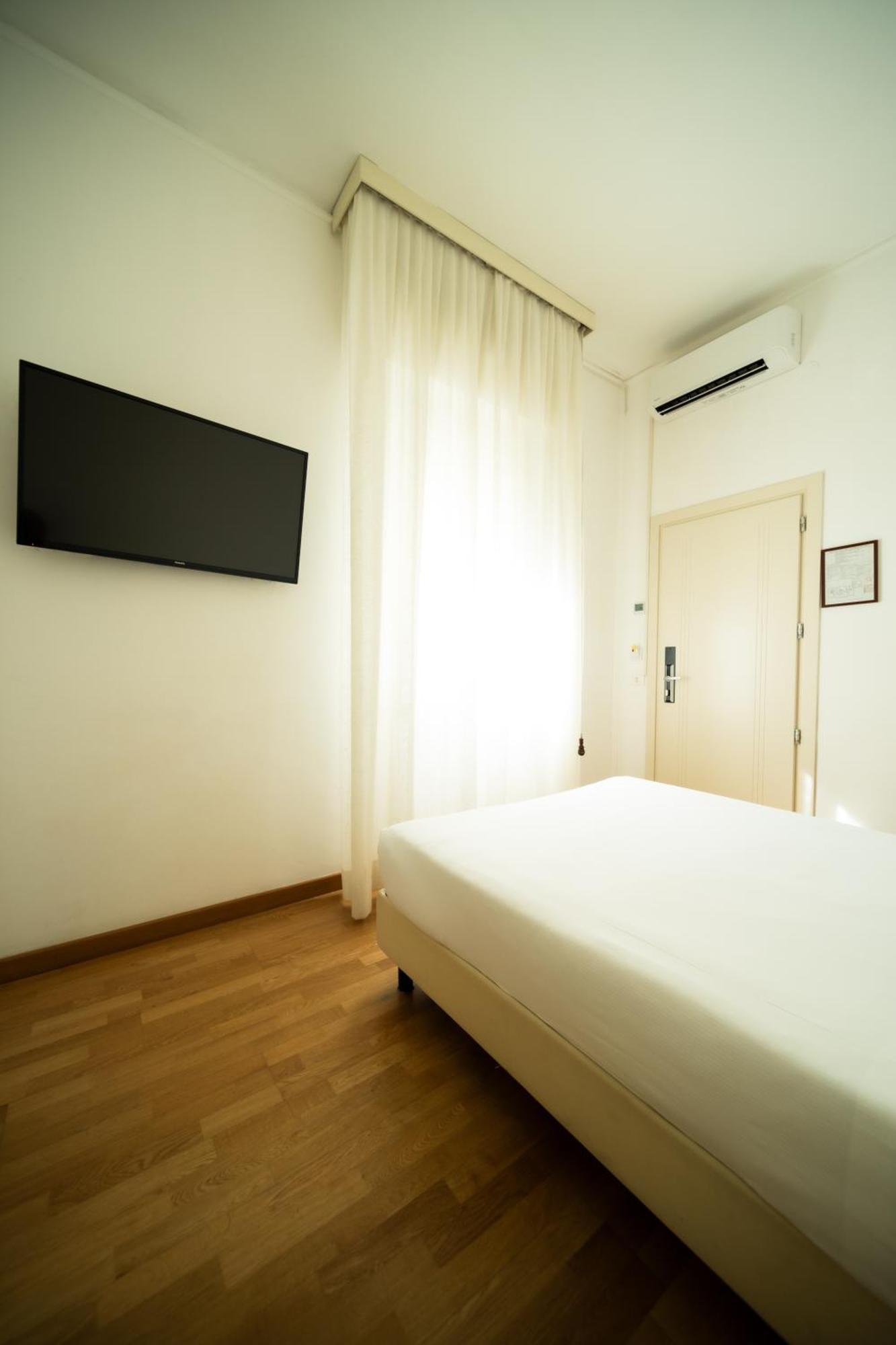 Hotel Rosabianca Rimini Kültér fotó
