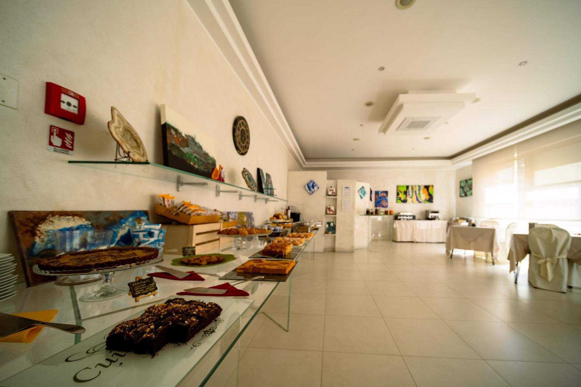 Hotel Rosabianca Rimini Kültér fotó