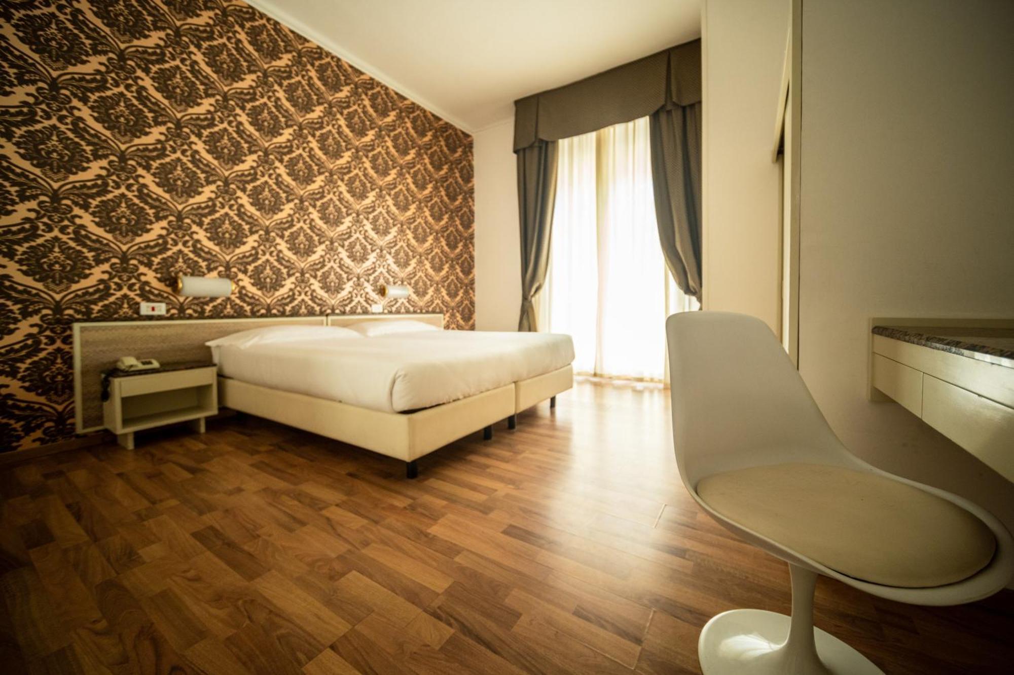 Hotel Rosabianca Rimini Kültér fotó